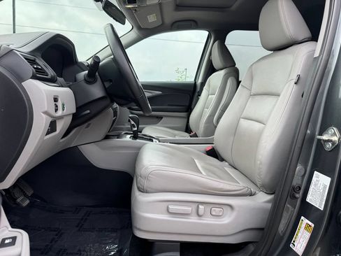 Used 2019 Honda Ridgeline RTL image 6
