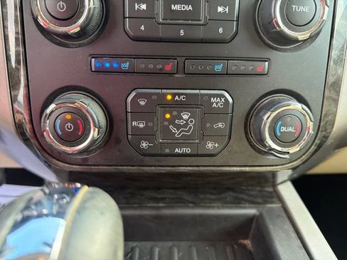 Used 2015 Ford Expedition Limited w/ Equipment Group 301A RWD image 20