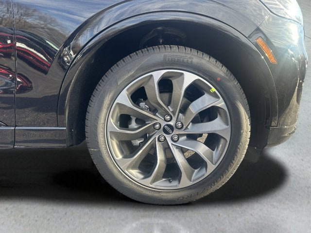 New 2026 Lincoln Aviator AWD image 18