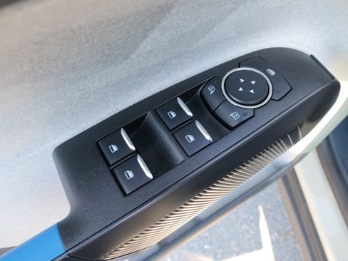 Used 2025 Ford Maverick XLT w/ XLT Luxury Package image 18