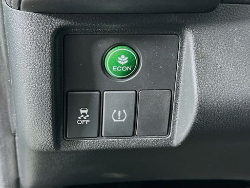 Used 2019 Honda HR-V Sport image 17