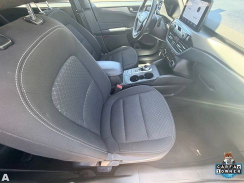 Used 2025 Ford Escape Active FWD image 12
