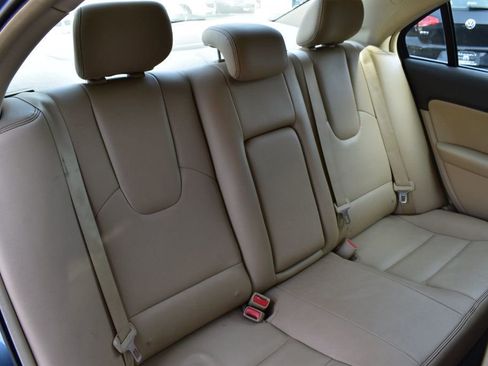 Used 2012 Ford Fusion SEL image 25