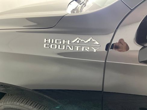 Certified 2024 Chevrolet Tahoe High Country w/ Premium Package AWD/4WD image 5