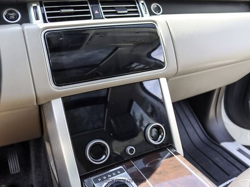Used 2019 Land Rover Range Rover Long Wheelbase Supercharged AWD/4WD image 32