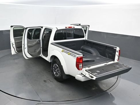 Used 2019 Nissan Frontier Desert Runner RWD image 37