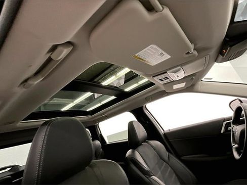 Used 2024 Mitsubishi Outlander Ralliart image 17