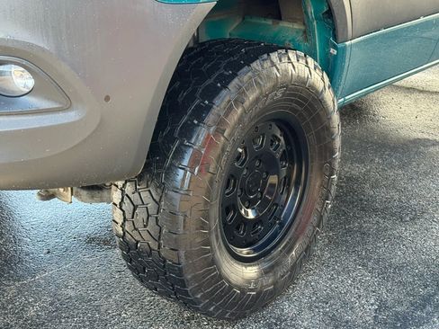 Used 2022 Mercedes-Benz Sprinter 2500 image 15