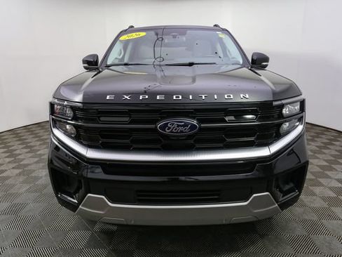 Used 2026 Ford Expedition Max Platinum w/ Platinum Ultimate Package AWD/4WD image 4