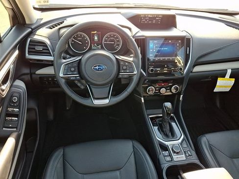 Used 2023 Subaru Forester Limited AWD/4WD image 12