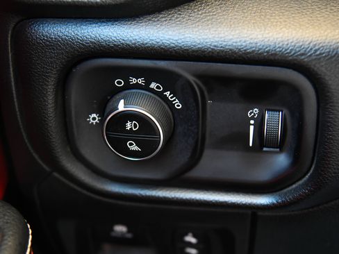 Used 2023 RAM 1500 Rebel w/ Rebel Level 1 Equipment Group AWD/4WD image 39
