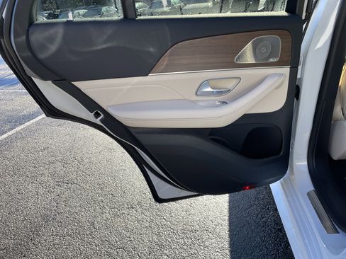 New 2026 Mercedes-Benz GLE 450 GLE 450 4MATIC Coupe image 34