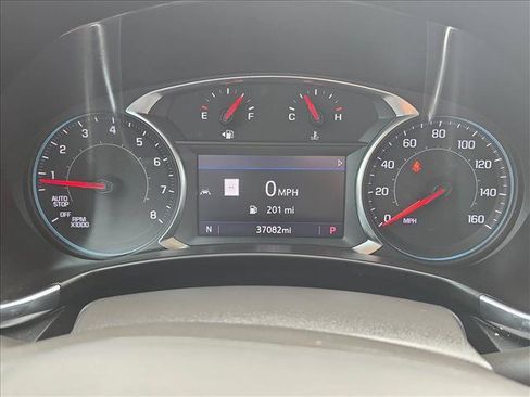 Used 2023 Chevrolet Equinox LT FWD image 11