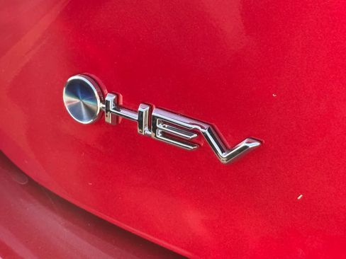 New 2025 Toyota Camry SE FWD image 14