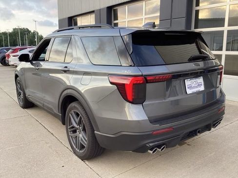 Used 2025 Ford Explorer ST w/ Sun And Sound Package AWD/4WD image 11