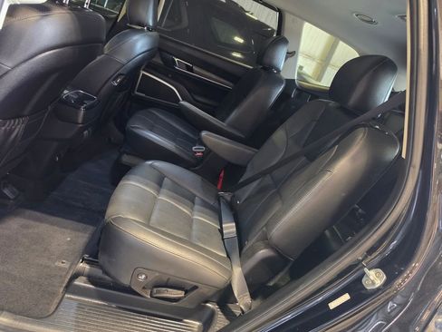 Used 2021 Kia Telluride EX w/ EX Premium Package AWD/4WD image 7