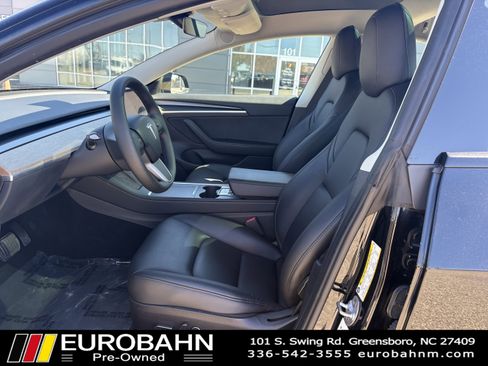 Used 2023 Tesla Model 3 Standard Range image 7