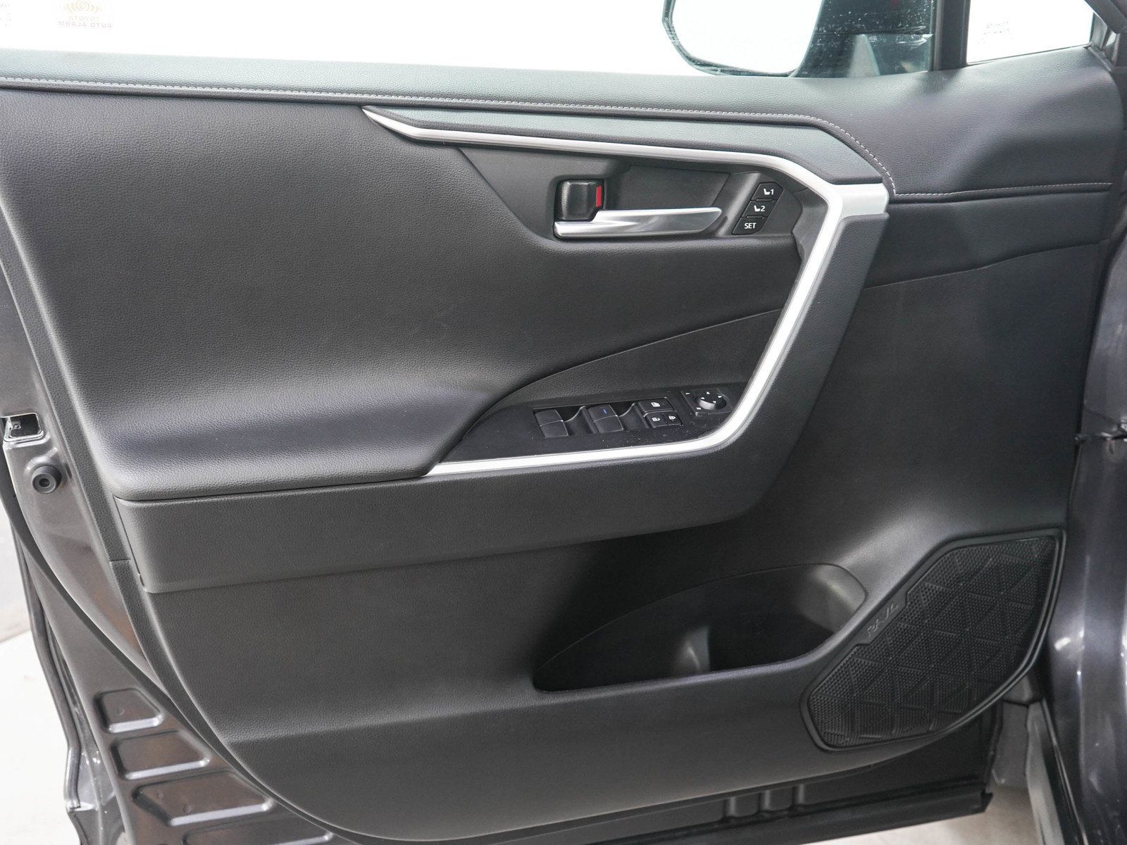 Used 2021 Toyota RAV4 Limited w/ Limited Grade Weather Package AWD/4WD image 20