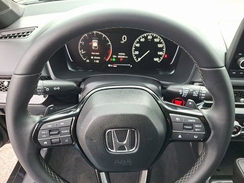 Used 2025 Honda Civic Sport image 18