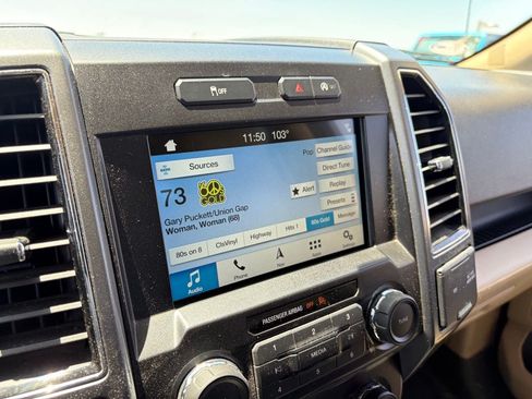 Used 2018 Ford F150 XLT w/ Equipment Group 302A Luxury AWD/4WD image 9