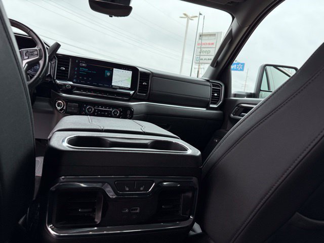 Used 2024 Chevrolet Silverado 2500 LTZ w/ LTZ Convenience Package AWD/4WD image 23