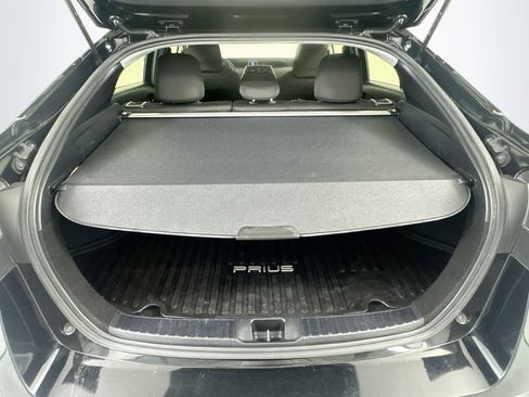 Used 2019 Toyota Prius LE AWD/4WD image 22
