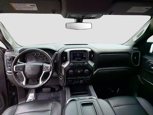 Used 2021 Chevrolet Silverado 1500 LT Trail Boss w/ Convenience Package II image 15