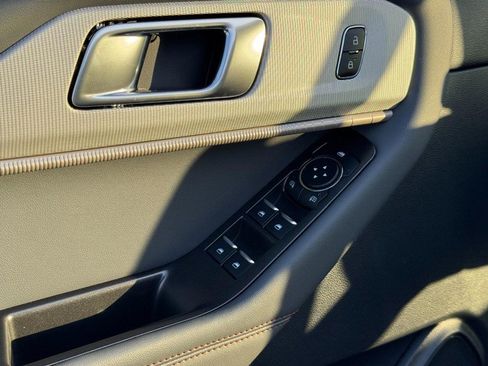 New 2026 Ford Explorer Active image 11