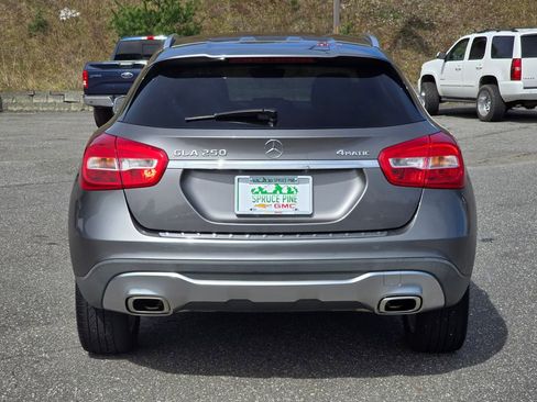 Used 2018 Mercedes-Benz GLA 250 4MATIC image 14