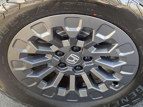 Used 2026 Honda Passport TrailSport image 36