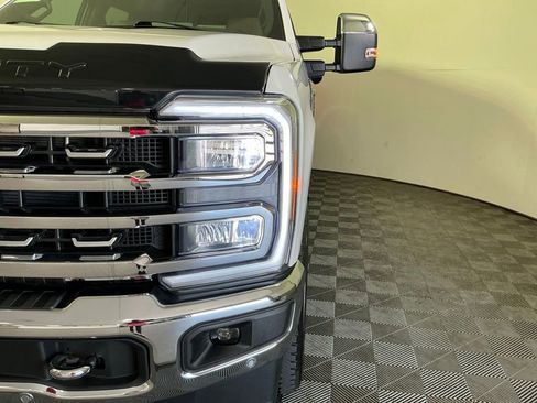 Used 2024 Ford F250 Lariat w/ Lariat Ultimate Package AWD/4WD image 23