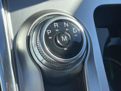 Used 2020 Ford Explorer Limited image 6