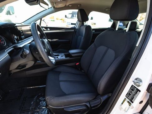Used 2021 Kia K5 LXS image 19