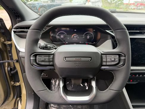 New 2026 Jeep Cherokee Laredo AWD/4WD image 11