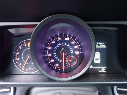 Used 2023 Hyundai Elantra SEL image 29