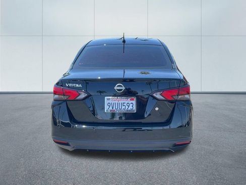 Used 2025 Nissan Versa S w/ Trunk Package FWD image 5