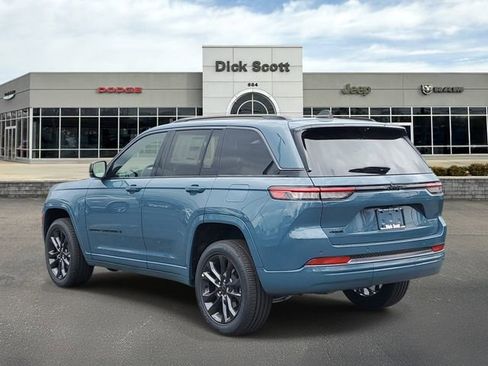 New 2026 Jeep Grand Cherokee Limited AWD/4WD image 3
