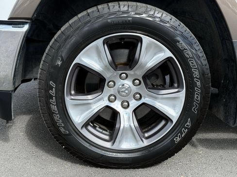 Used 2020 RAM 1500 Laramie AWD/4WD image 18