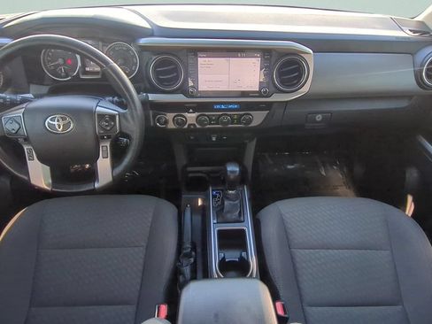 Used 2023 Toyota Tacoma SR5 AWD/4WD image 11