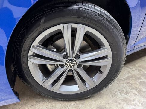 Used 2024 Volkswagen Jetta SE image 28