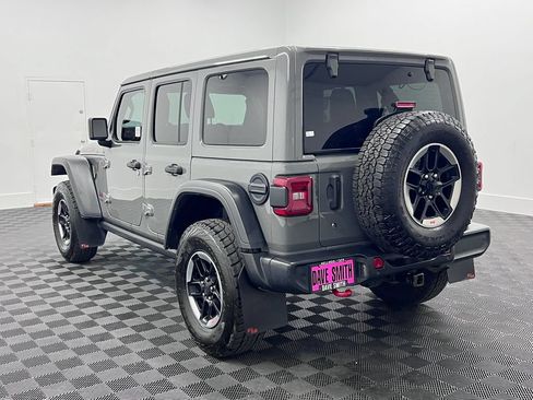 Used 2019 Jeep Wrangler Unlimited Rubicon w/ Uconnect 4C Nav & Sound Group AWD/4WD image 3