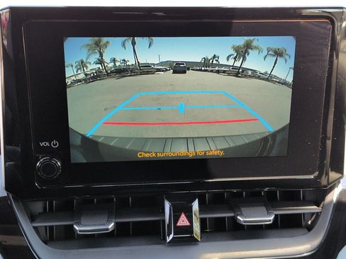 Used 2025 Toyota Corolla SE w/ SE Package FWD image 24