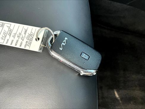 Used 2024 Kia Niro Wind image 20