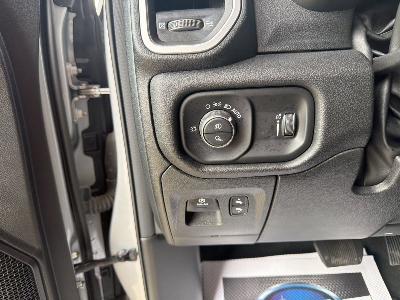 Used 2023 RAM 1500 Big Horn AWD/4WD image 11