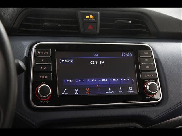 Used 2025 Nissan Versa SV FWD image 10