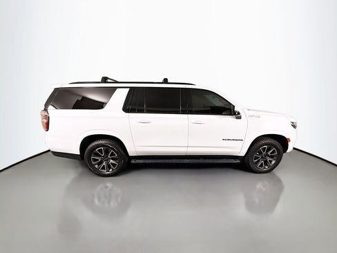 Used 2022 Chevrolet Suburban Z71 w/ Z71 Off-Road Package image 8