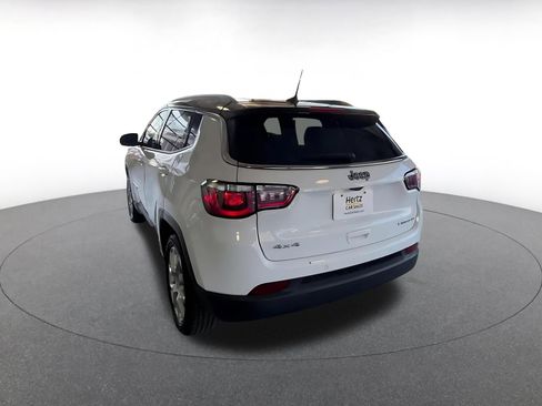 Used 2025 Jeep Compass Limited image 15