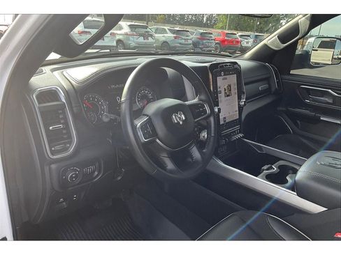 Used 2023 RAM 1500 Laramie image 15