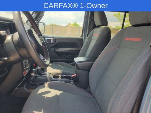 Used 2024 Jeep Wrangler Unlimited Rubicon AWD/4WD image 12