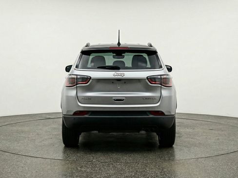 Used 2025 Jeep Compass Limited AWD/4WD image 7